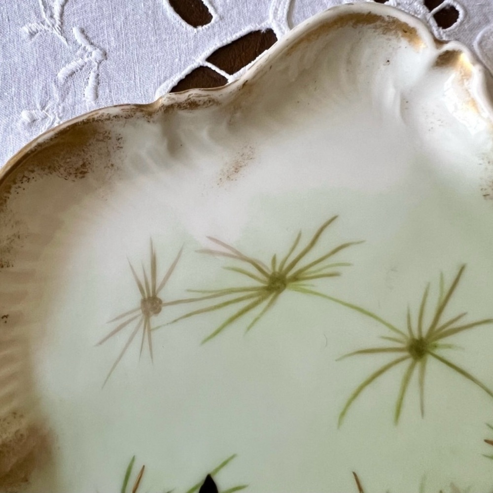 Limoges Vintage Unique Shape Dish Ceramic Ivory/Whit/Green w/ Gold Trim - Picture 4 of 15